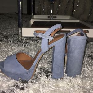Steve Madden blue suede platform sandals